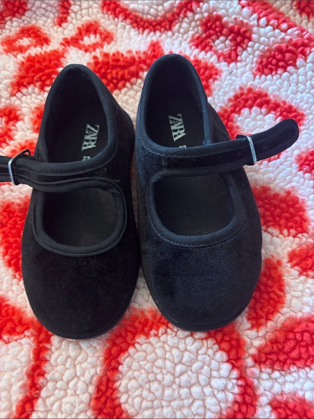 NWOT Zara Black Girls' Mary Jane Velvet Dress Shoes